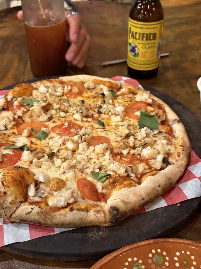Roots Pizzas a la leña Isla Holbox en Holbox, foto 3